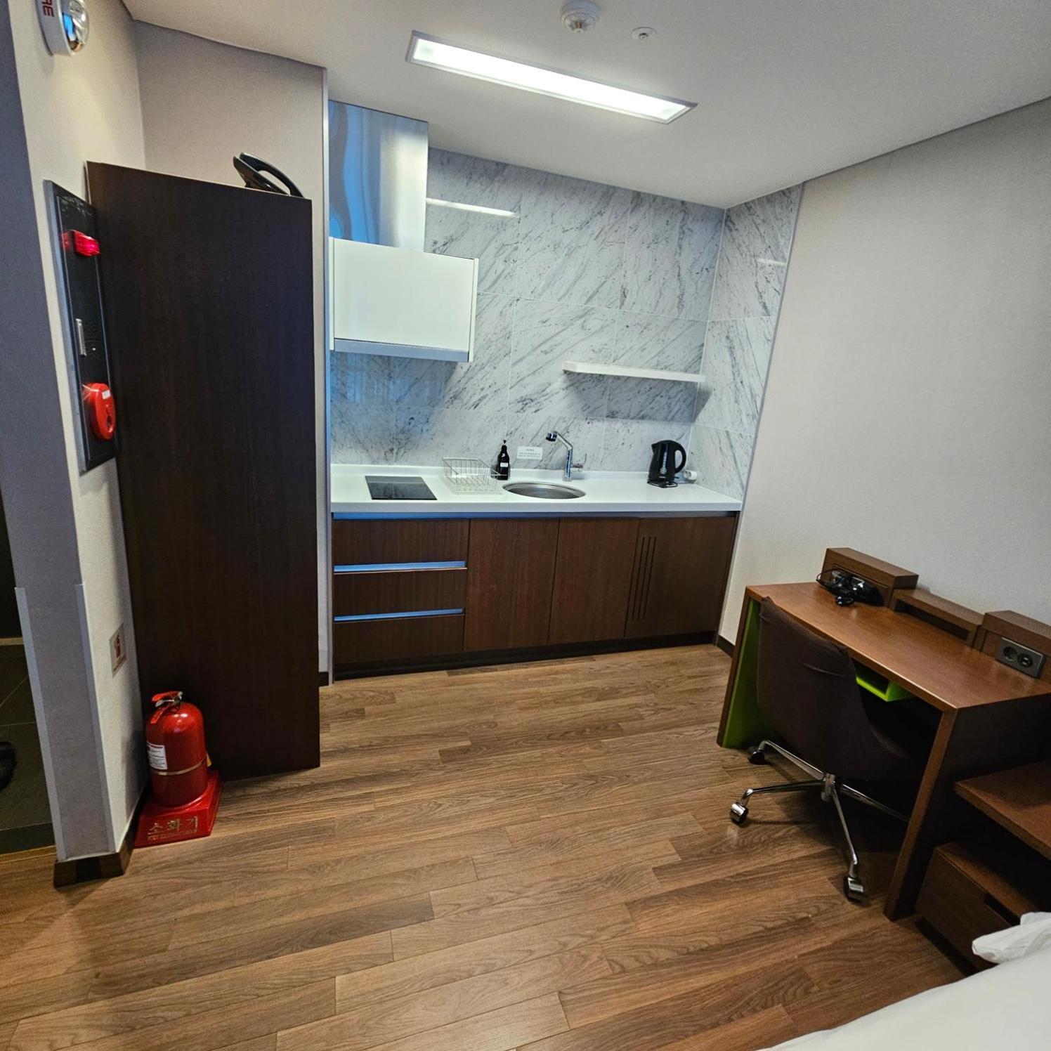 W Residence Hotel Busan Exterior photo