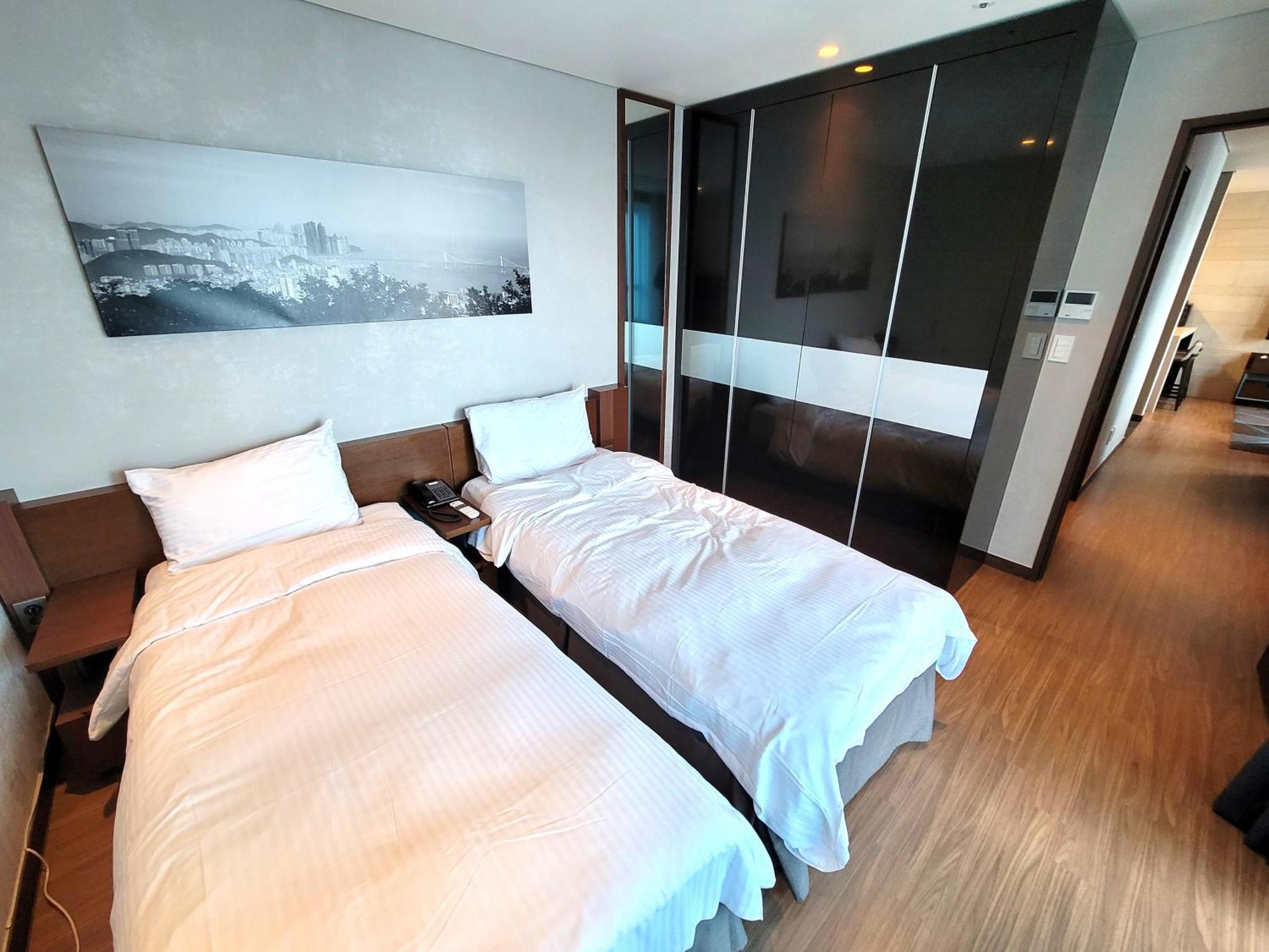 W Residence Hotel Busan Exterior photo