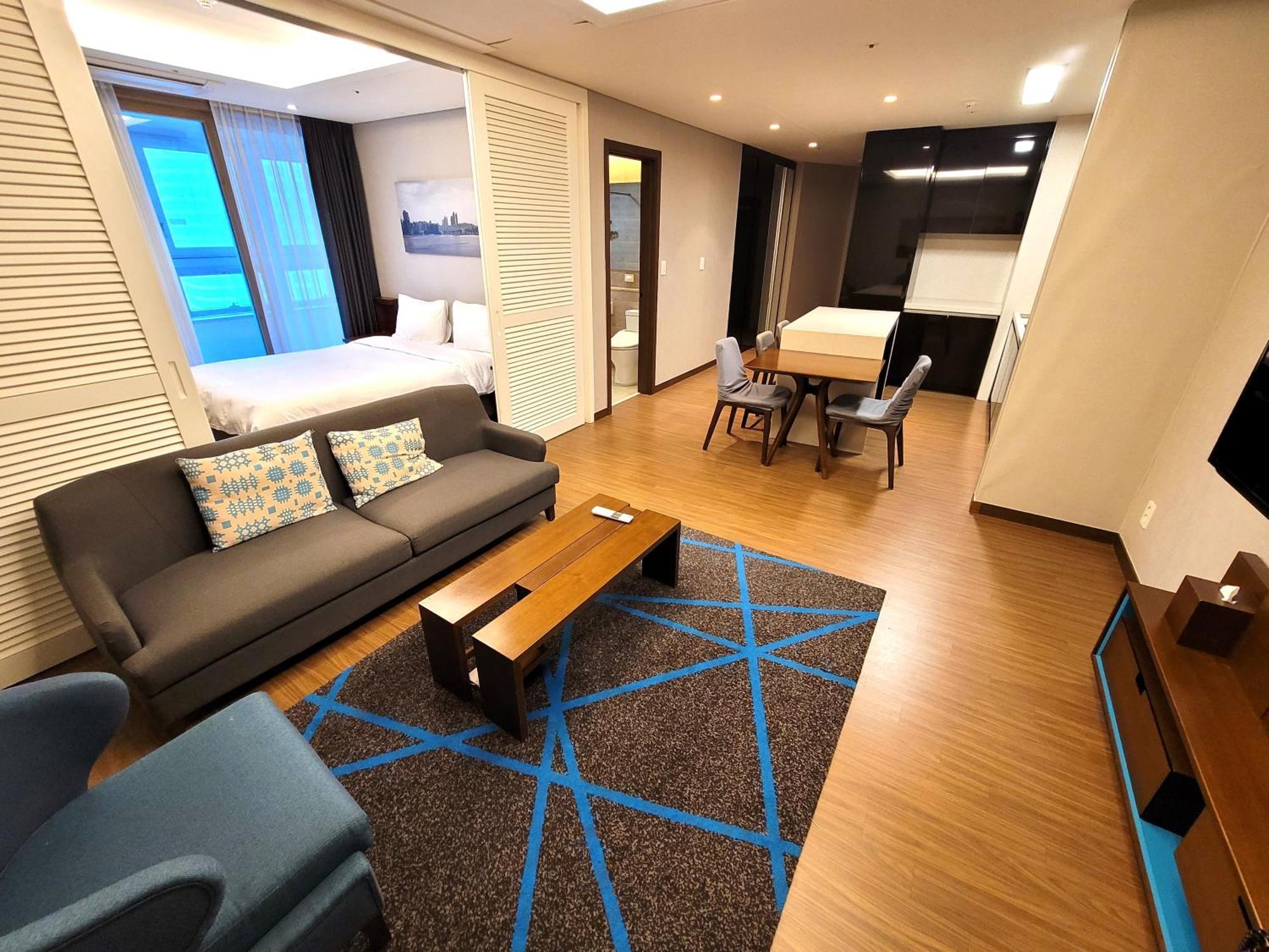 W Residence Hotel Busan Exterior photo